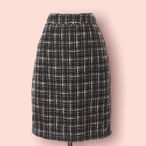 Banana Republic Tweed Pencil Skirt ❤️